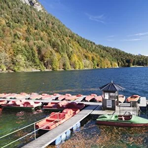 Boat hire, Walchensee Lake, Bavarian Alps, Upper Bavaria, Bavaria, Germany, Europe