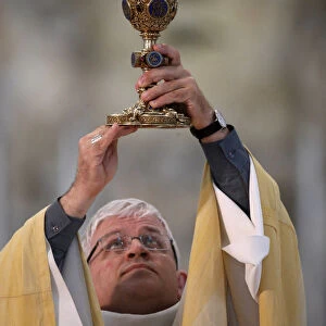 Elevation of the chalice, Eucharistic celebration, Amiens Cathedral, Somme, France