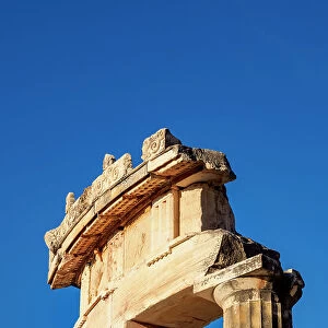 Tholos of Delphi, detailed view, Temple of Athena Pronaia, Delphi, UNESCO World Heritage Site, Phocis, Greece, Europe