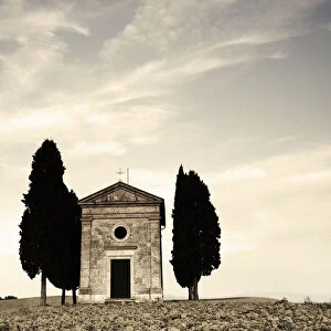 Chapel Madonna di Vitaleta, Val d Orcia, Tuscany, Italy