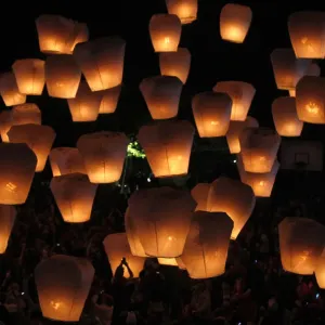People release sky lanterns ahead of the traditional Chinese Lantern Festival in Pingxi People release sky lanterns ahead of the traditional Chinese Lantern Festival in Pingxi