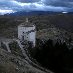 The Wider Image: Reviving a medieval Italian village