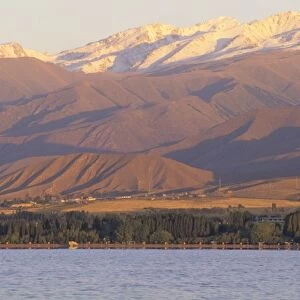 Tien Shan Mountains, Lake Issyk-Kul, Kirghizstan, Central Asia