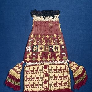 PERU: NAZCA POUCH. Woven pouch from the Nazca civillization of southern Peru, c200 B. C. -600 A. D