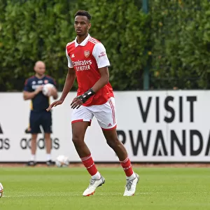 Arsenal FC: Zach Awe Impresses in Pre-Season Victory over Ipswich Town