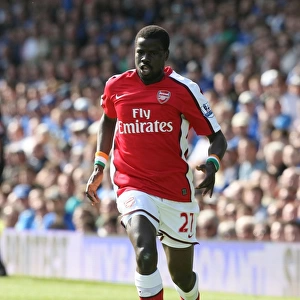 Dominant Eboue: Arsenal's 4-0 Crush of Portsmouth in the Premier League