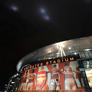 Glowing Emirates: Arsenal's Thrilling 2-1 Victory over Barcelona - UEFA Champions League (February 16, 2011)