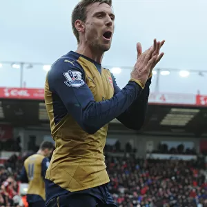Monreal's Decisive Goal: Arsenal Clinch Premier League Victory over Bournemouth