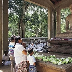 Sri Lanka, Anuradhapura, Samadhi Buddha statue