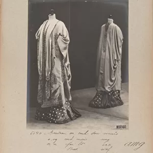 Album Page: House of Worth, Mantle, 1908-10 (b / w photo)