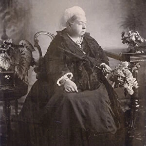 Last photograph taken of Queen Victoria at Balmoral (b / w photo)