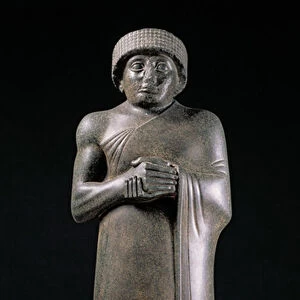 Statue of a king with clasped hands, possibly Gudea, Prince of Lagash
