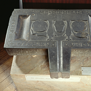 Votive table of Hor-ir-aa, Saite (basalt)
