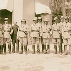 10 / 6 / 32 palace Baghdad British officers 1932