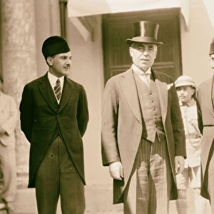 10 / 6 / 32 palace Baghdad man tophat men tails 1932