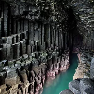 Fingals Cave, showing basalt columns, Isle of Staffa, Inner Hebrides, Scotland