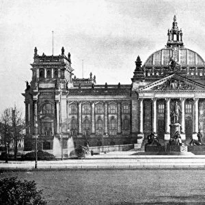 Germanys Houses of Parliament, Berlin, 1926