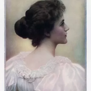 Sybil Carlisle, actress, 1901. Artist: J Caswall Smith