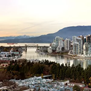 Cityscape of Vancouver, BC at dusk