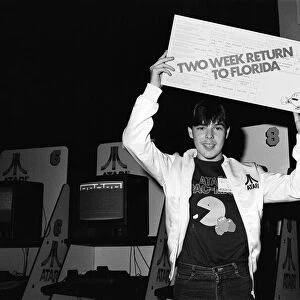 The final of the Atari video games, in London. The winner is Craig Heap aged 16