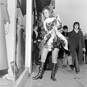 Jan Hookings, aged 21, pictured shopping in the Kings Road