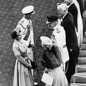 Queen Elizabeth II and Prince Philip say goodbye at Fremantle, Australia to Lieut-Gen