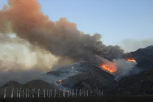Wildfire Prints: Fire spreads up north side of San Jacinto Mountains near wind turbines at the Silver Fire