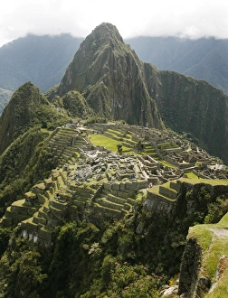<b class=qtipBold><figcaption>GM1E5620LHQ01</figcaption></b><br>A view of the Inca citadel of Machu Picchu in Cuzco May 29, 2009. Picture taken May 29. REUTERS/Enrique Castro-Mendivil (PERU SOCIETY TRAVEL) GM1E5620LHQ01