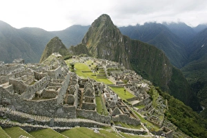 <b class=qtipBold><figcaption>GM1E5620MNK01</figcaption></b><br>A view of the Inca citadel of Machu Picchu in Cuzco May 29, 2009. Picture taken May 29. REUTERS/Enrique Castro-Mendivil (PERU SOCIETY TRAVEL) GM1E5620MNK01