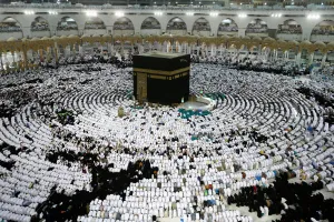 Ramadan Prints: Muslims pray and gather around the holy Kaaba at the Grand Mosque during the holy fasting