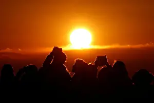 Japan Prints: People watch the first sunrise on New Years Day at Roppongi Hills observation deck