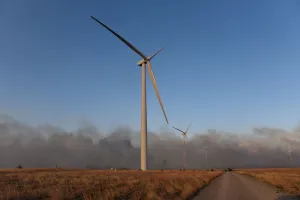 Images Dated 2018 April: Smoke from the Rhea fire passes through a wind farm near Seiling