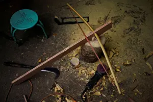 : The Wider Image: Chinas Lisu aim to save crossbow culture