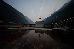 : The Wider Image: Chinas Lisu aim to save crossbow culture