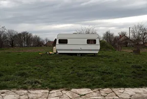 Election Prints: The Wider Image: In Hungary, one fence comes down, another goes up