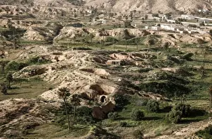 Tunisia Prints: The Wider Image: Last residents hold on in Tunisias underground houses