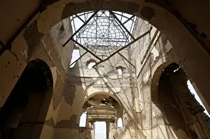 Afghanistan Prints: The Wider Image: In the ruins of Kabuls Darul Aman palace